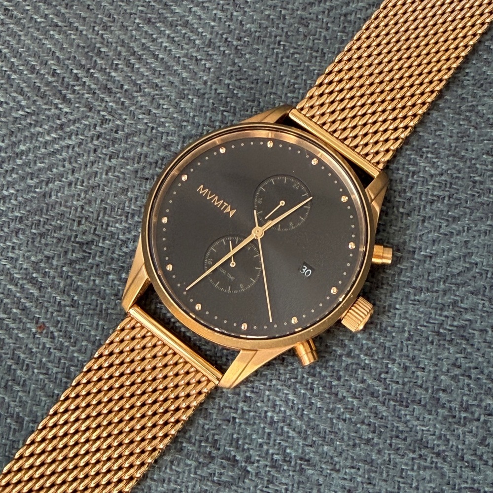 MVMT Voyager model, specifically the Voyager Eclipse Gold